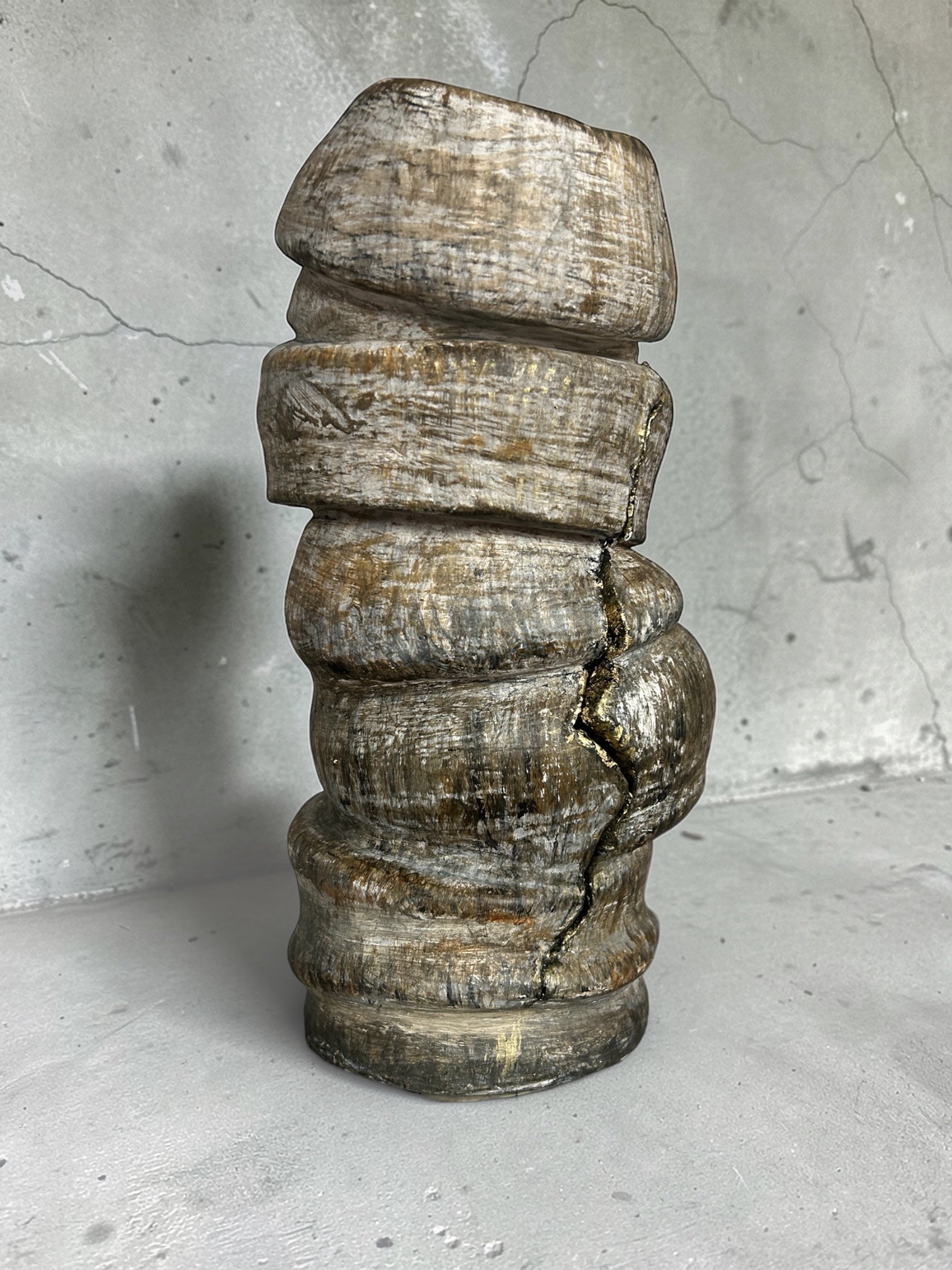 TOTEM BRISÉ N•3