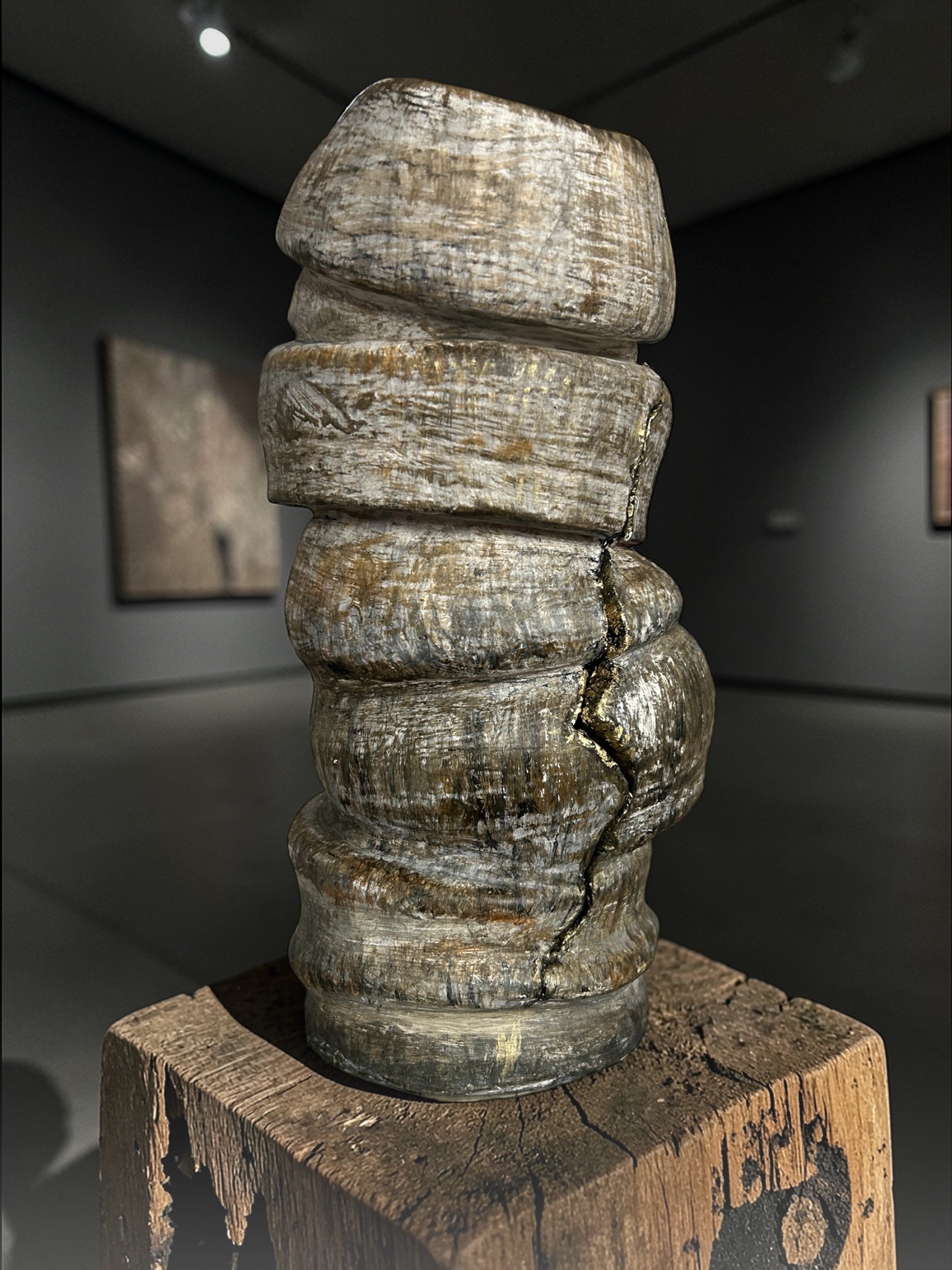 TOTEM BRISÉ N•3