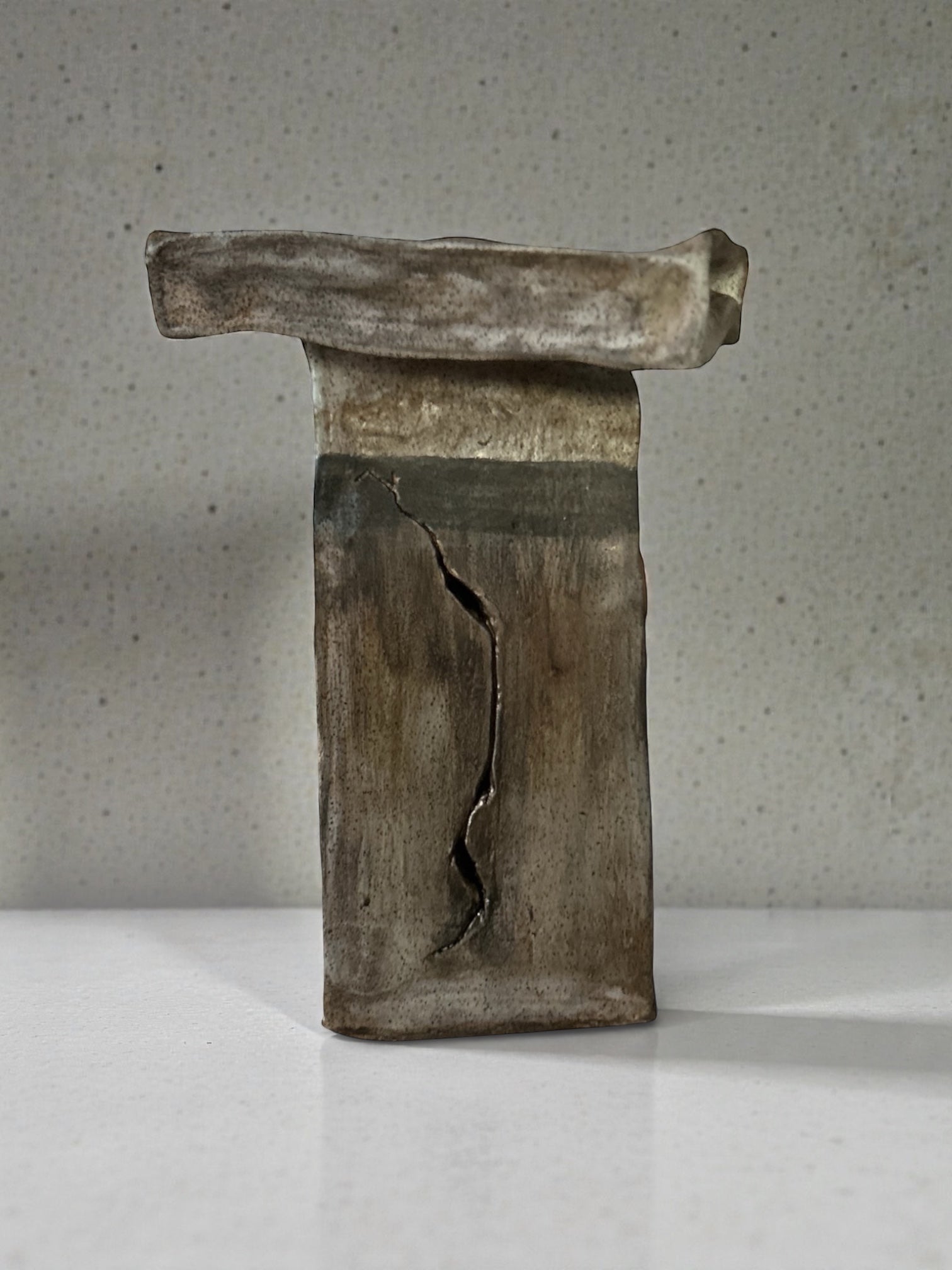 TOTEM BRISÉ N•1