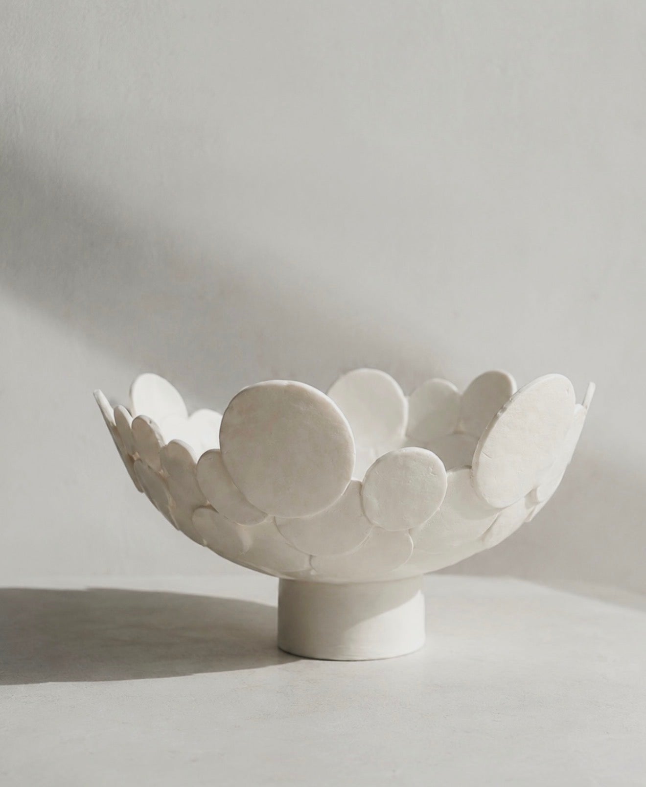 PORCELAIN BOWL - ASSEMBLAGE